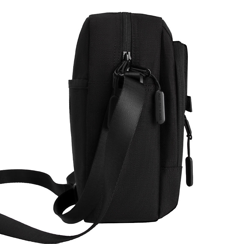 3.5L Black Shoulder Bag